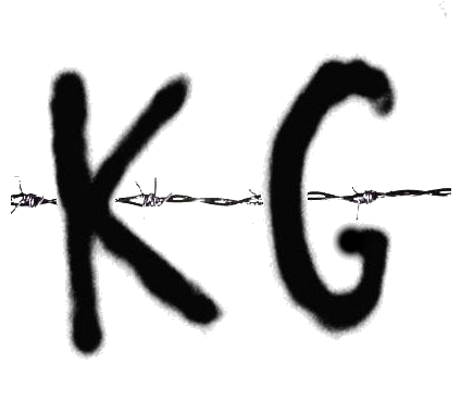 Le sigle KG (Kriegsgefangener) barré d'un fil barbelé, emblème du récit