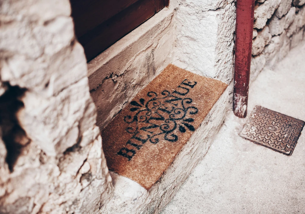 Hôte de gîte optimisant ses ventes directes